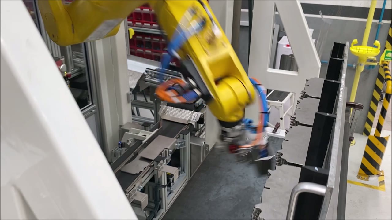 Carga automática de backing plates